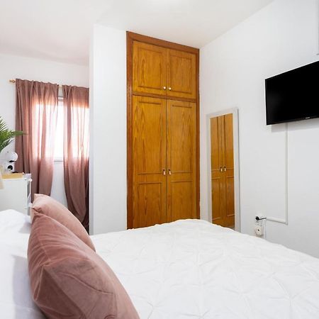 Eden Rentals 103 Surfy Stylish Bed&Coffee Room กรานาดิลญา เด อาโบนา ภายนอก รูปภาพ